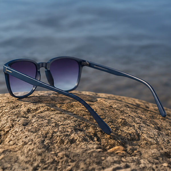 Velo Navy Blue