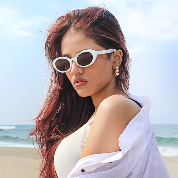 Hera – White