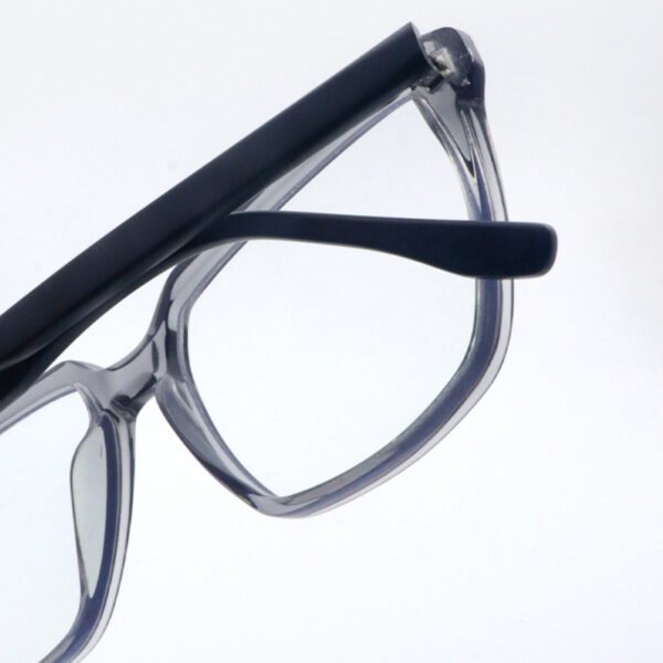 Optiqe – Grey